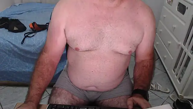 MysterBearMG online show from 01-05-26, 11:08