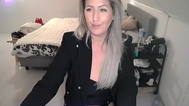 TessToy online show from 02-04-25, 06:27