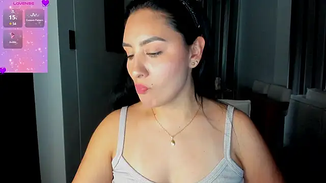 Snapshot of AnushaKumari chatting on 02-16-26, 08:29 AnushaKumari online show from 02-16-26, 08:29