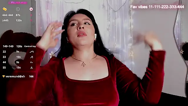 Snapshot of AnushaKumari chatting on 12-14-24, 04:19 AnushaKumari online show from 12-14-24, 04:19