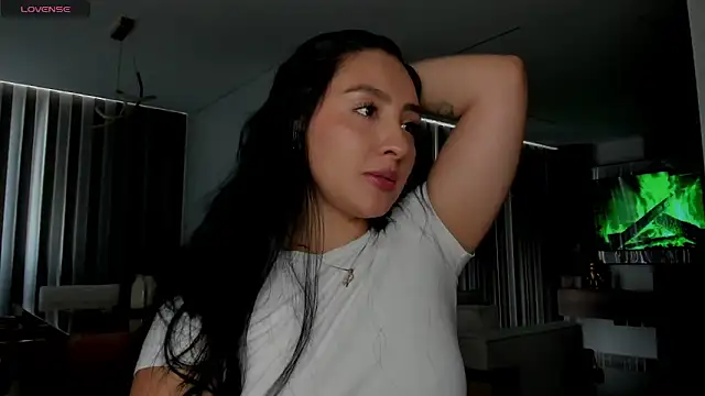 Snapshot of AnushaKumari chatting on 09-17-25, 04:09 AnushaKumari online show from 09-17-25, 04:09
