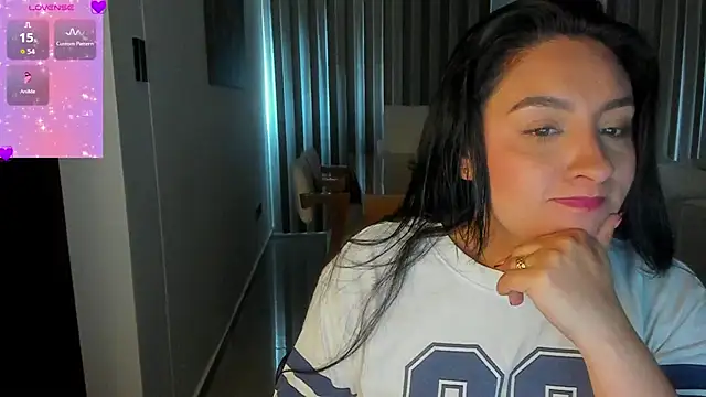 Snapshot of AnushaKumari chatting on 02-26-26, 06:08 AnushaKumari online show from 02-26-26, 06:08