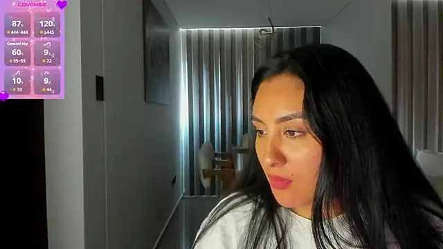 Snapshot of AnushaKumari chatting on 03-02-26, 06:37 AnushaKumari online show from 03-02-26, 06:37