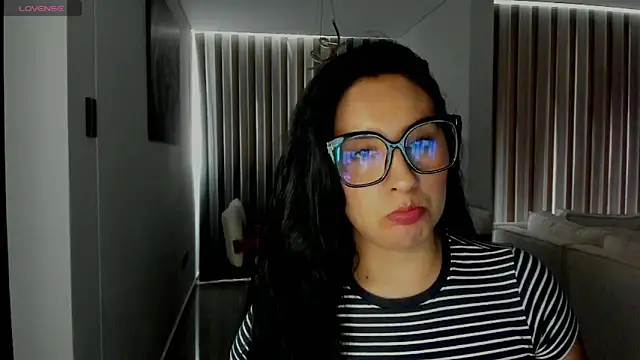 AnushaKumari online show from 12-17-25, 05:29