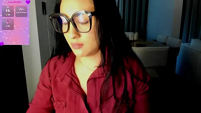 Snapshot of AnushaKumari chatting on 02-09-26, 05:33 AnushaKumari online show from 02-09-26, 05:33