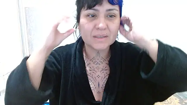 vaholiver online show from 05-31-26, 02:34