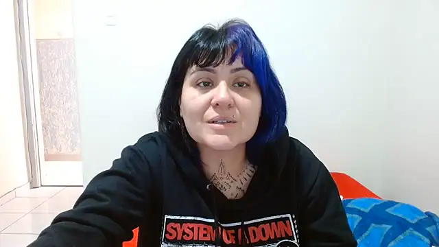 vaholiver online show from 06-21-26, 04:02