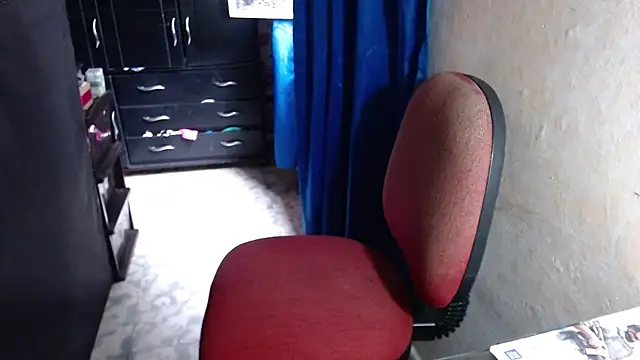 Barbiegomez online show from 10-08-25, 05:57