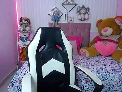 cum bigass online show from 09-25-25, 12:22