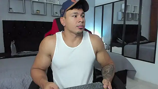 tyler hank01 online show from 10-13-25, 05:58