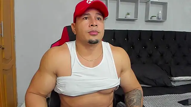 tyler hank01 online show from 07-05-26, 12:37