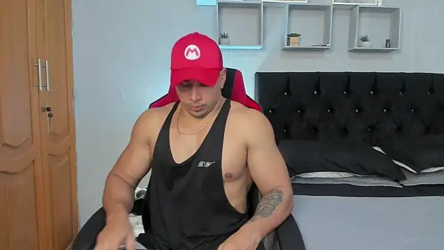 tyler hank01 online show from 11-17-25, 08:35