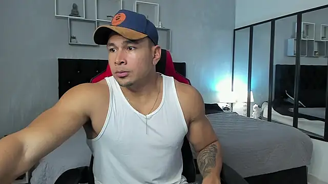 tyler hank01 online show from 10-10-25, 08:53