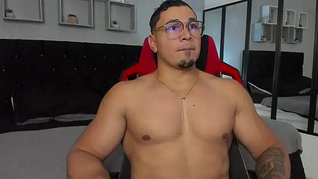 tyler hank01 online show from 10-28-25, 07:02