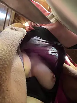 sammbunny online show from 12-22-24, 03:55