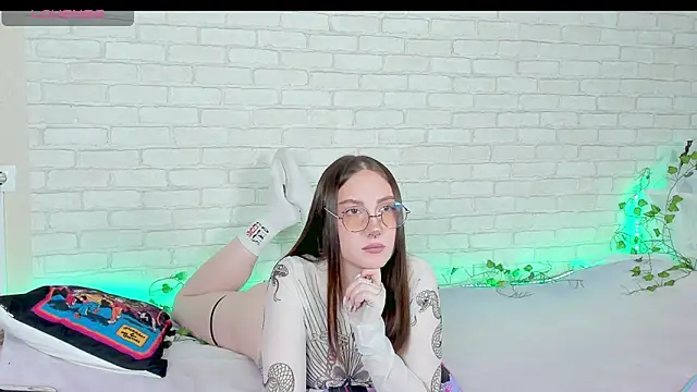 LinaKenny online show from 12-02-25, 02:30