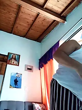 Monseratte21 online show from 11-23-25, 07:46