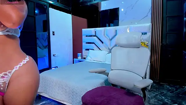 KiaMiller online show from 09-25-25, 12:27