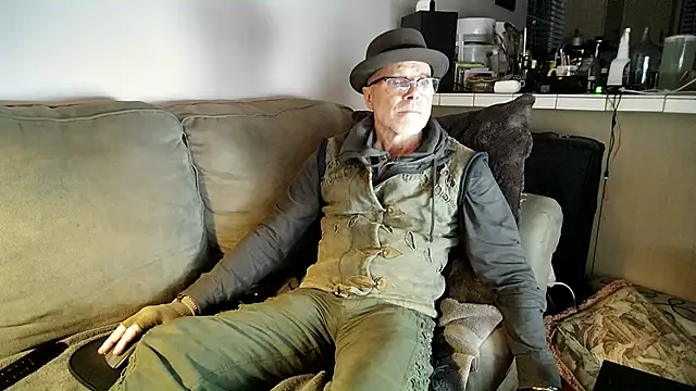 MoonDancer online show from 02-03-25, 02:03