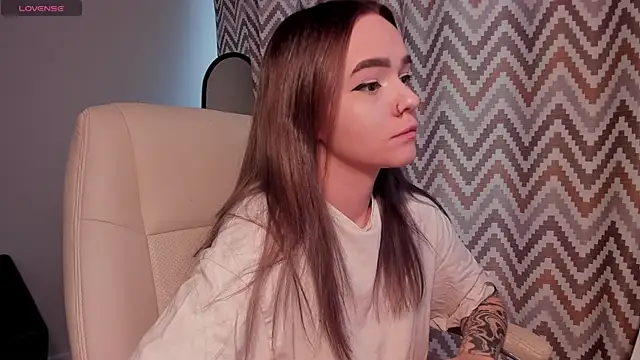 Snapshot of SarahRomantic chatting on 07-02-26, 03:07 SarahRomantic online show from 07-02-26, 03:07