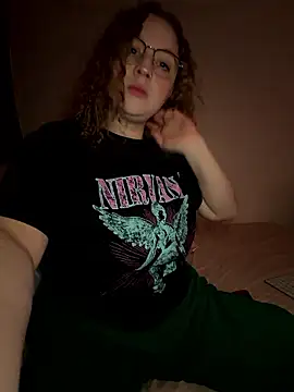 EmmieRae online show from 01-15-26, 05:11