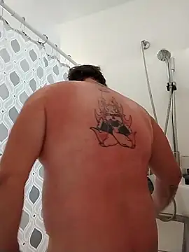 Snapshot of JGRisk chatting on 11-11-25, 03:18 JGRisk online show from 11-11-25, 03:18