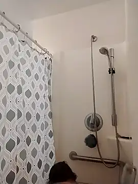 Snapshot of JGRisk chatting on 09-29-25, 12:22 JGRisk online show from 09-29-25, 12:22