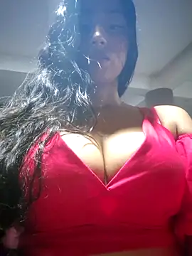 Valentinne z online show from 02-15-25, 04:25