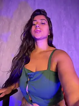 Valentinne z online show from 12-14-25, 02:00