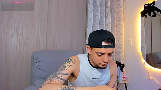 alejandro calderon1 online show from 10-19-25, 05:43