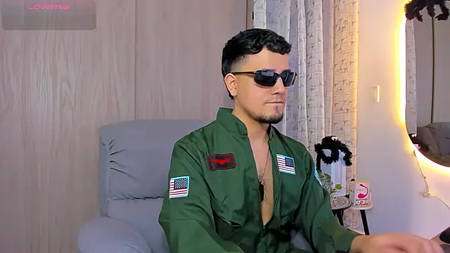 alejandro calderon1 online show from 10-31-25, 09:32