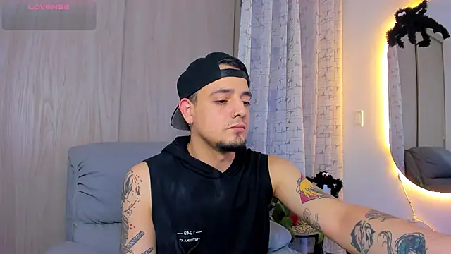 alejandro calderon1 online show from 10-22-25, 11:14