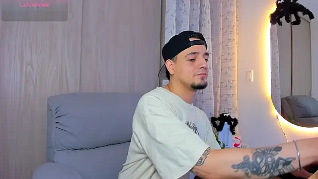 alejandro calderon1 online show from 10-19-25, 11:07