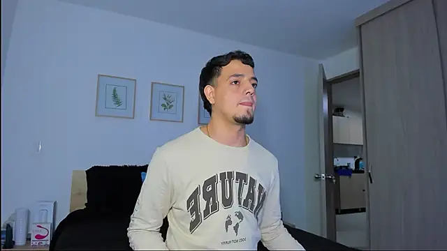 alejandro calderon1 online show from 12-16-25, 03:33