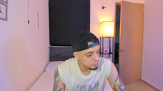 alejandro calderon1 online show from 04-04-26, 03:46