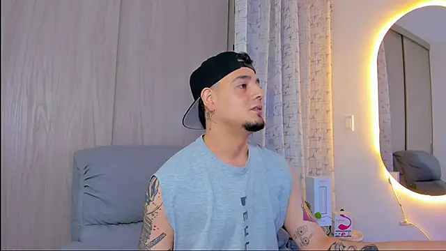 alejandro calderon1 online show from 11-04-25, 03:32