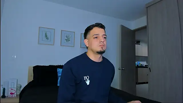 alejandro calderon1 online show from 12-22-25, 05:51