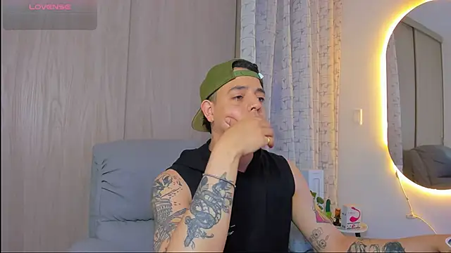 alejandro calderon1 online show from 11-12-25, 05:33