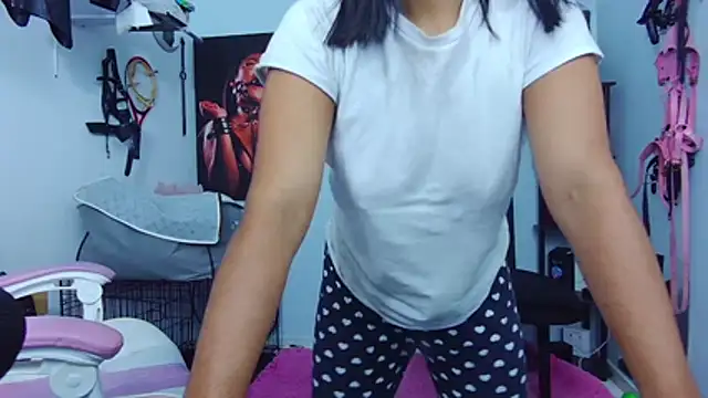 Hannah-grace online show from 12-19-25, 11:01