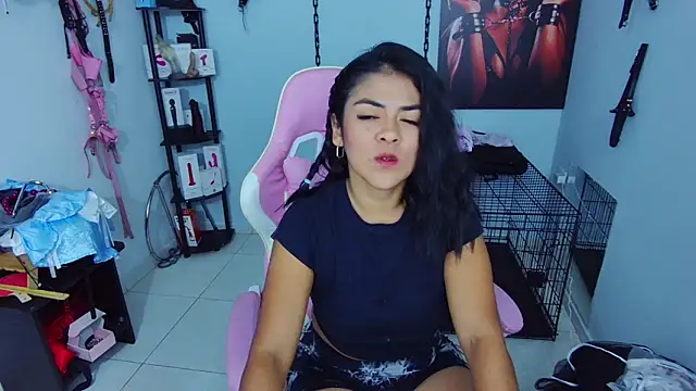 Hannah-grace online show from 10-11-25, 01:34