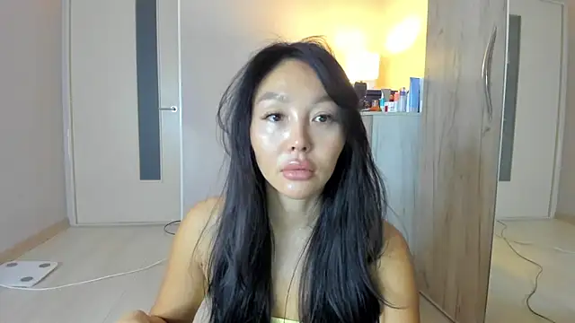 Snapshot of keiko_hot chatting on 05-15-26, 03:26 keiko hot online show from 05-15-26, 03:26