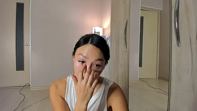 Snapshot of keiko_hot chatting on 05-08-26, 02:37 keiko hot online show from 05-08-26, 02:37