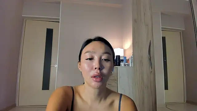 Snapshot of keiko_hot chatting on 05-07-26, 03:22 keiko hot online show from 05-07-26, 03:22