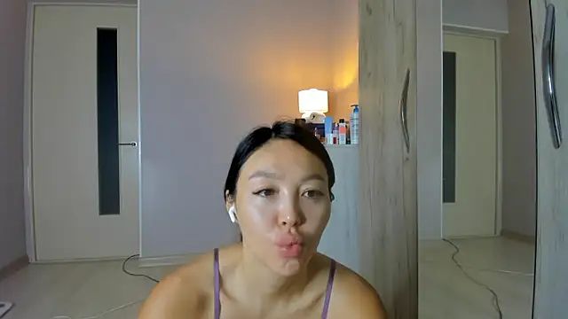 Snapshot of keiko_hot chatting on 05-31-26, 03:01 keiko hot online show from 05-31-26, 03:01