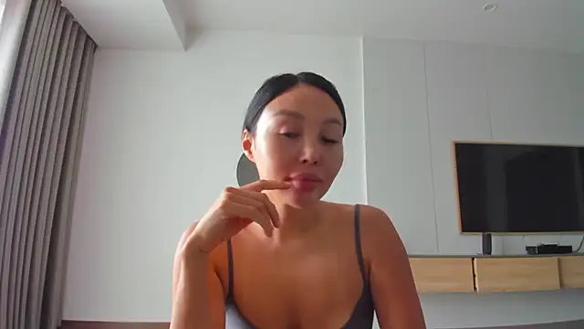 keiko hot online show from 02-13-26, 02:44