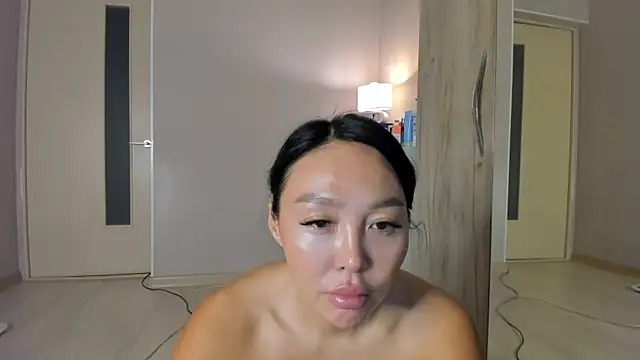 Snapshot of keiko_hot chatting on 05-13-26, 03:24 keiko hot online show from 05-13-26, 03:24