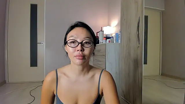 Snapshot of keiko_hot chatting on 05-05-26, 03:09 keiko hot online show from 05-05-26, 03:09