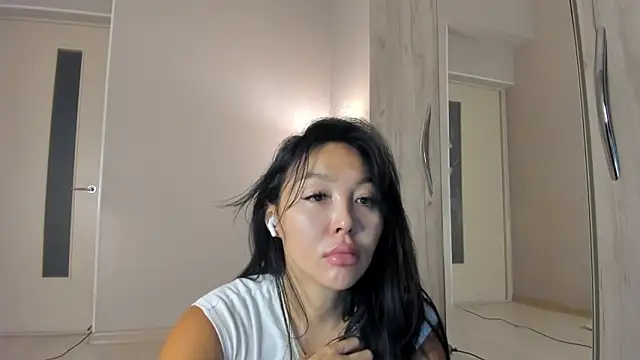 Snapshot of keiko_hot chatting on 04-26-26, 03:15 keiko hot online show from 04-26-26, 03:15