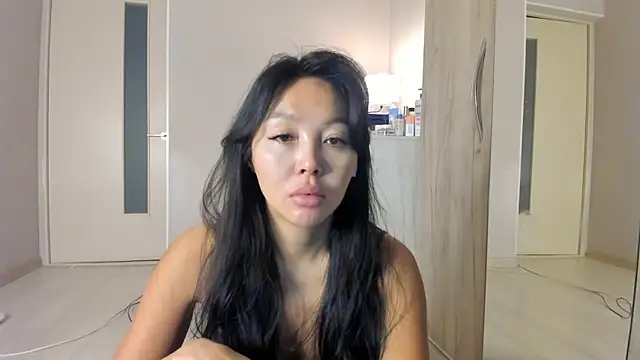 Snapshot of keiko_hot chatting on 05-03-26, 01:11 keiko hot online show from 05-03-26, 01:11