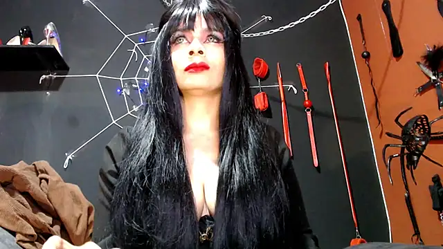 amy-mistress online show from 10-31-25, 10:16